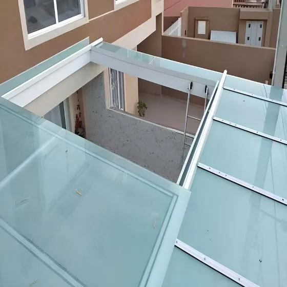Cobertura Retrátil Policarbonato/Telha/Vidro - Toldos Atibaia