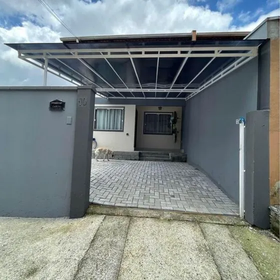 Cobertura de Policarbonato Alveolar em Atibaia SP Cobertura de Policarbonato Alveolar em Atibaia SP — Cobertura com estrutura metálica reforçada